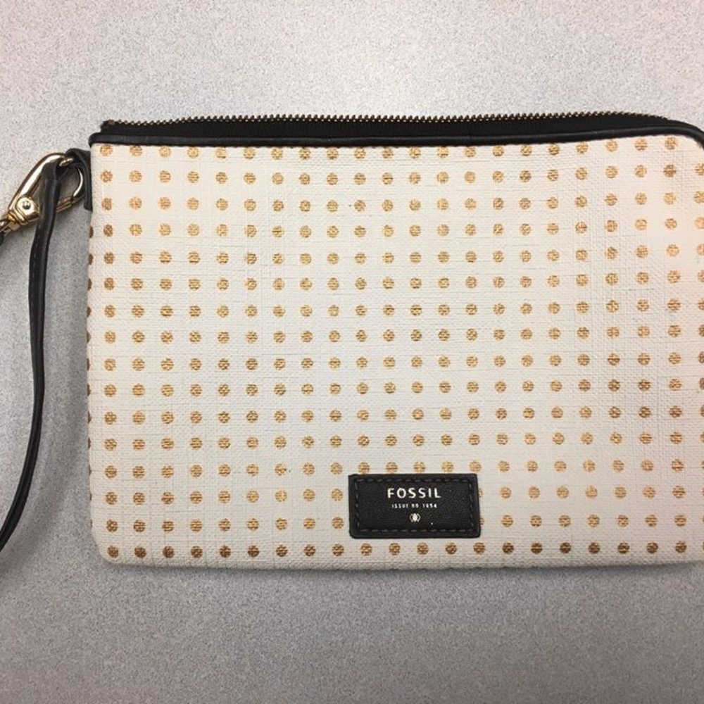 NWT Fossil Wristlet Cream with Gold Dots